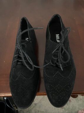 MIA Black Suede Wingtip Derby Oxfords
